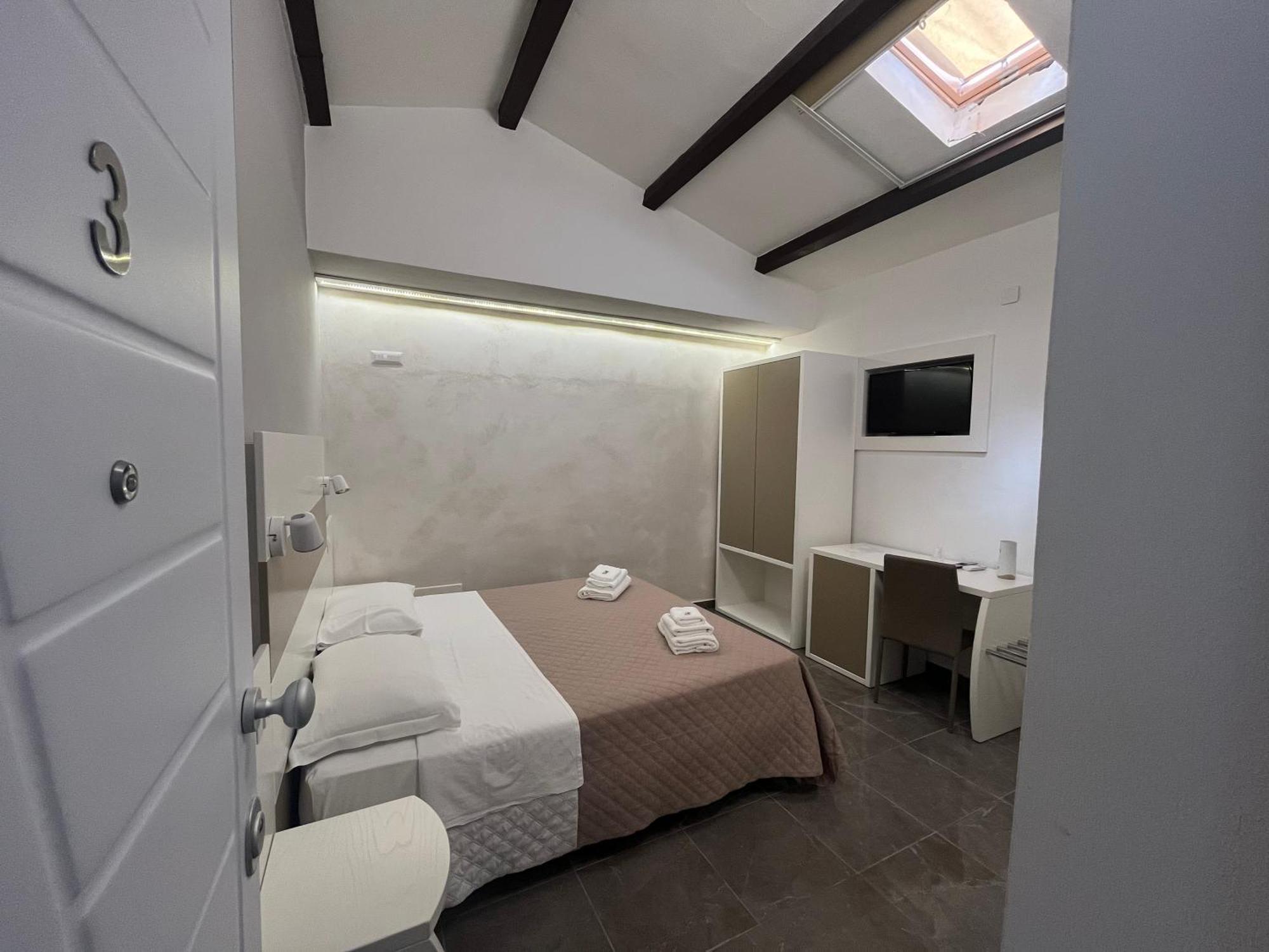Afrodite Accomodation Tropea Luaran gambar
